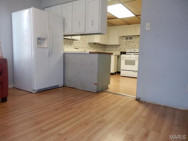 2149 Penfield Avenue, St Louis, MO 63114
