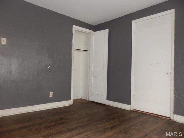 2149 Penfield Avenue, St Louis, MO 63114