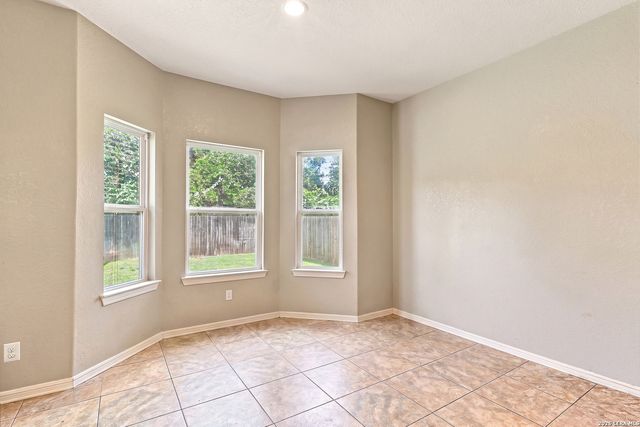 10903 FOX GLOVE FLD, Helotes, TX 78023