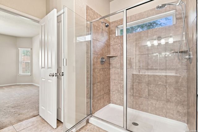 10903 FOX GLOVE FLD, Helotes, TX 78023
