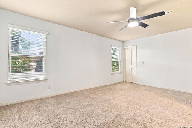 10903 FOX GLOVE FLD, Helotes, TX 78023