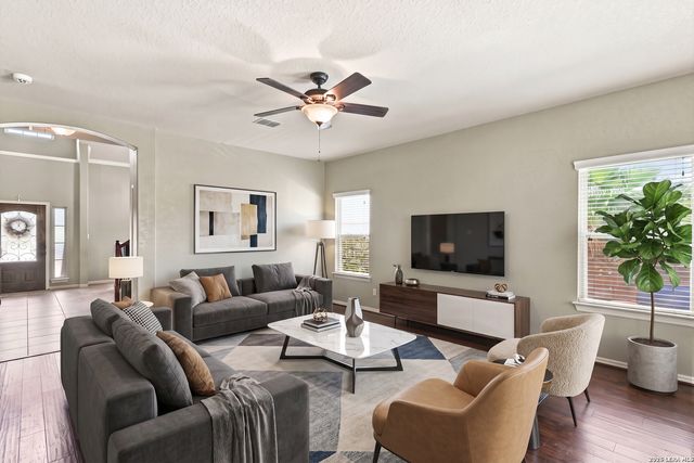 10903 FOX GLOVE FLD, Helotes, TX 78023