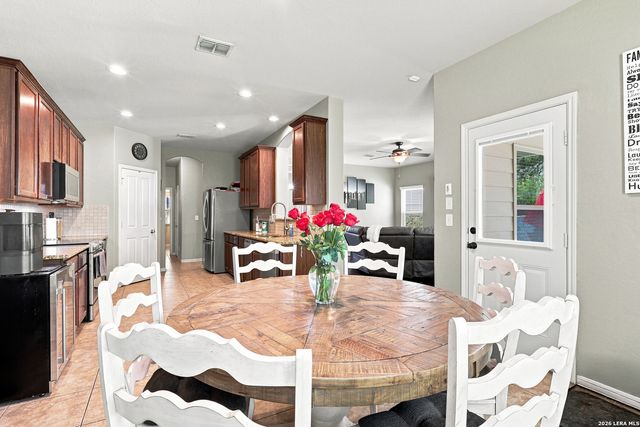 10903 FOX GLOVE FLD, Helotes, TX 78023