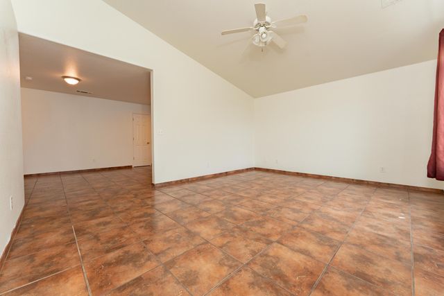 254 Feather Court, Tulare, CA 93274