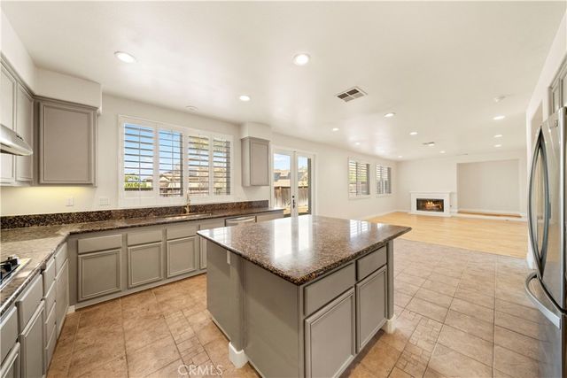 25122 Cliffrose, Corona, CA 92883