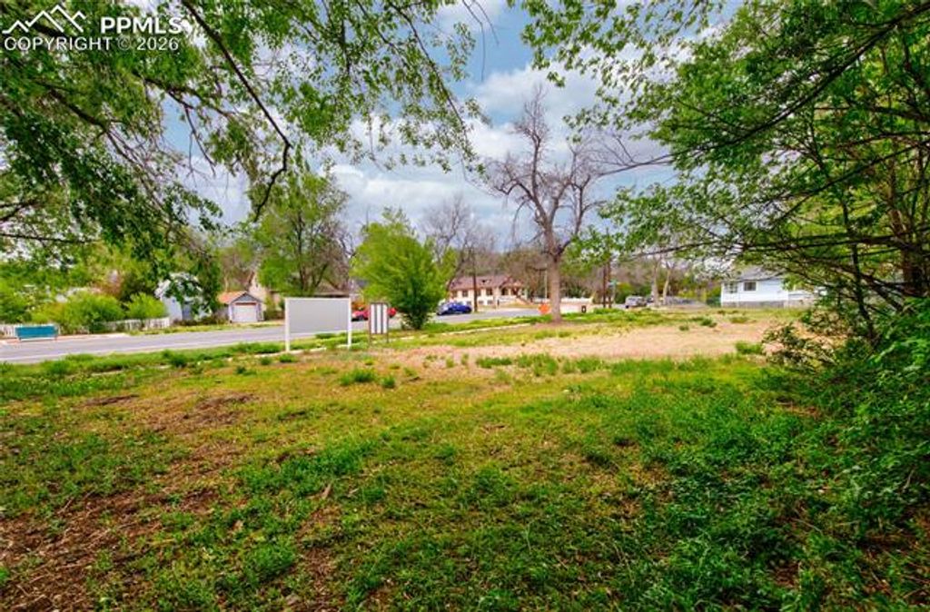 303 N Spruce Street, Colorado Springs, CO 80905 — photo 2