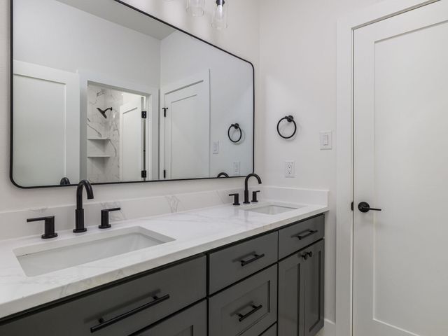 811 County Road 200, Burnet, TX 78611