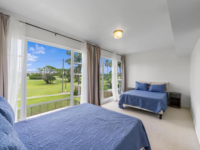 422 N Lakeside Drive, Lake Worth Beach, FL 33460