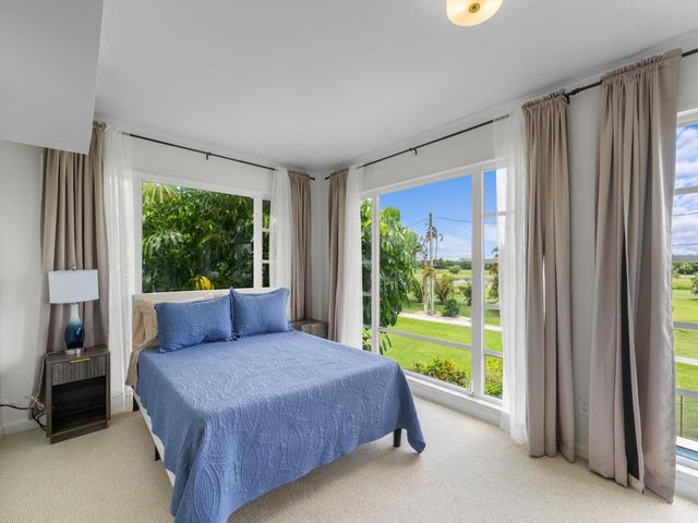 422 N Lakeside Drive, Lake Worth Beach, FL 33460