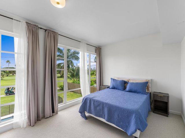 422 N Lakeside Drive, Lake Worth Beach, FL 33460