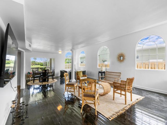 422 N Lakeside Drive, Lake Worth Beach, FL 33460