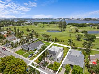 422 N Lakeside Drive, Lake Worth Beach, FL 33460
