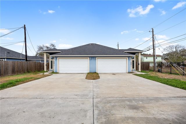 6402 Williams Dr A & B, Corpus Christi, TX 78412