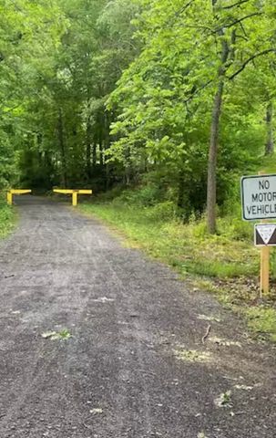 504 Dunbrack CIR, Covington, VA 24426