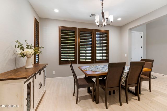 880 W GRAND CANYON Drive, Chandler, AZ 85248