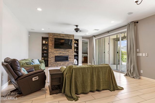 880 W GRAND CANYON Drive, Chandler, AZ 85248