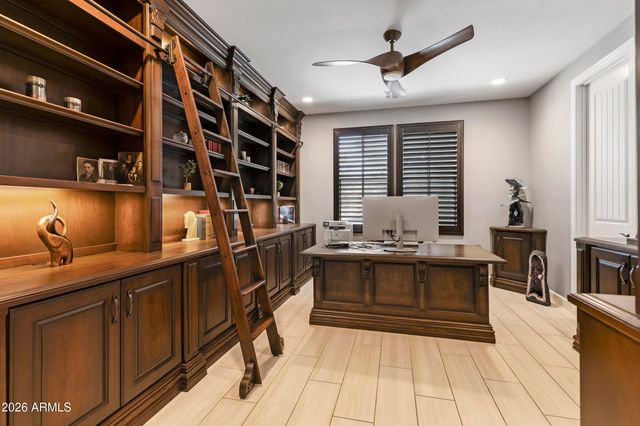 880 W GRAND CANYON Drive, Chandler, AZ 85248