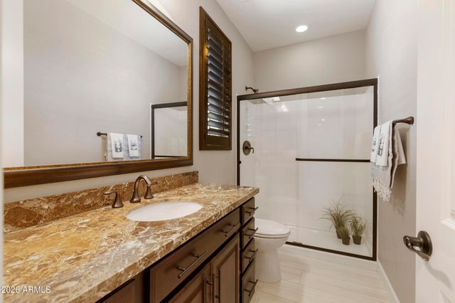 880 W GRAND CANYON Drive, Chandler, AZ 85248
