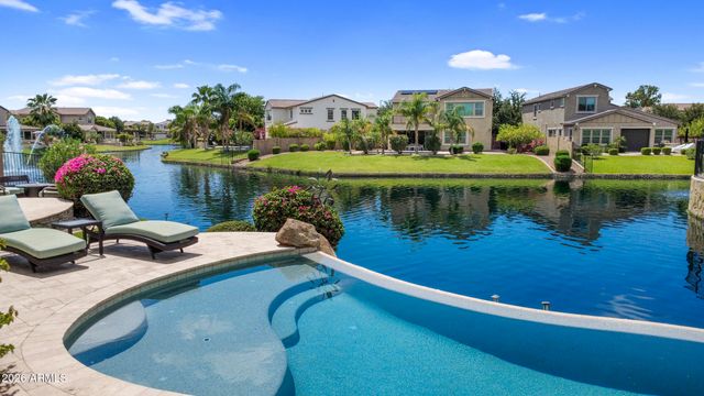 880 W GRAND CANYON Drive, Chandler, AZ 85248