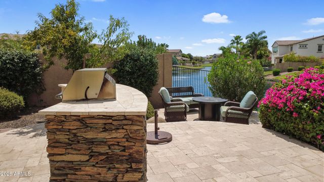 880 W GRAND CANYON Drive, Chandler, AZ 85248