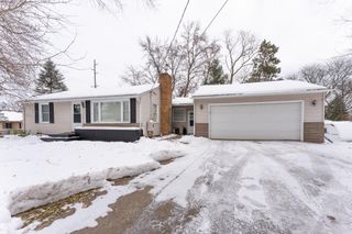 8005 Edmonds Street, Portage, MI 49024