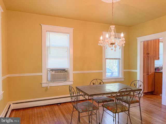 25 MARYLAND AVE, Gaithersburg, MD 20877