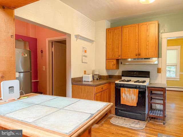 25 MARYLAND AVE, Gaithersburg, MD 20877