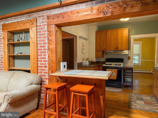 25 MARYLAND AVE, Gaithersburg, MD 20877