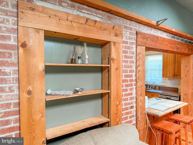 25 MARYLAND AVE, Gaithersburg, MD 20877