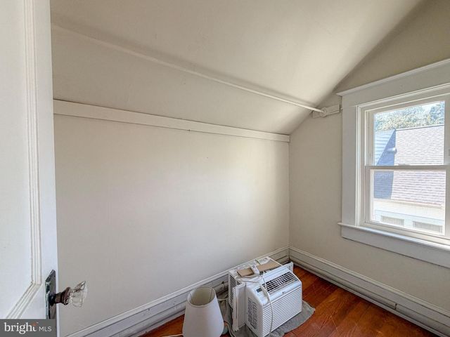 25 MARYLAND AVE, Gaithersburg, MD 20877