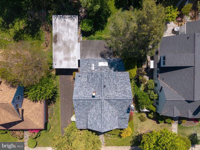 25 MARYLAND AVE, Gaithersburg, MD 20877