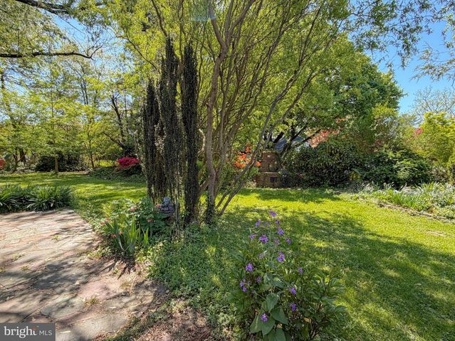 25 MARYLAND AVE, Gaithersburg, MD 20877