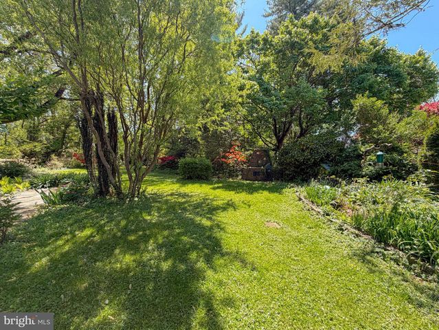 25 MARYLAND AVE, Gaithersburg, MD 20877