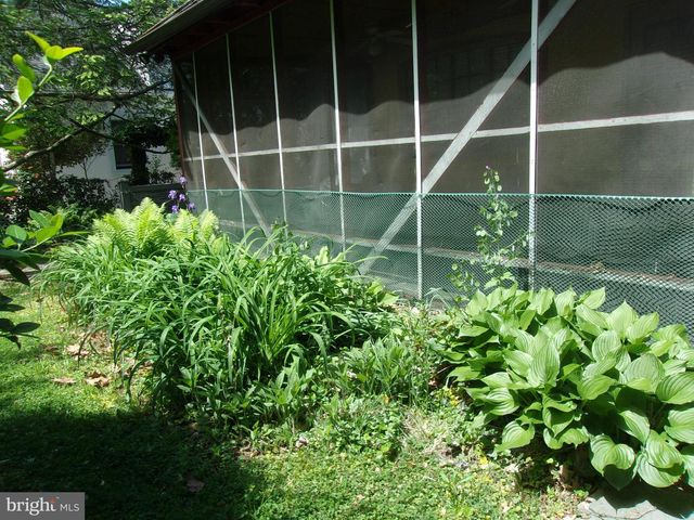 25 MARYLAND AVE, Gaithersburg, MD 20877