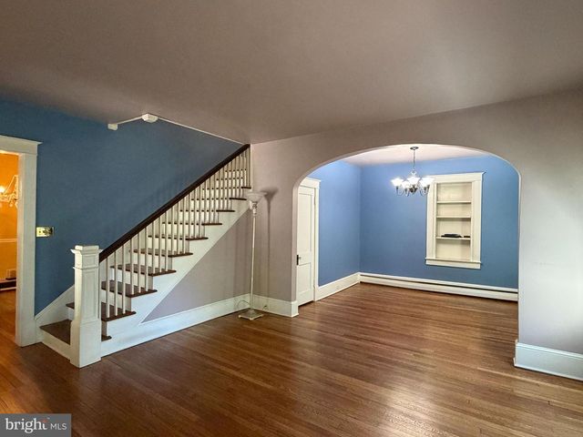 25 MARYLAND AVE, Gaithersburg, MD 20877