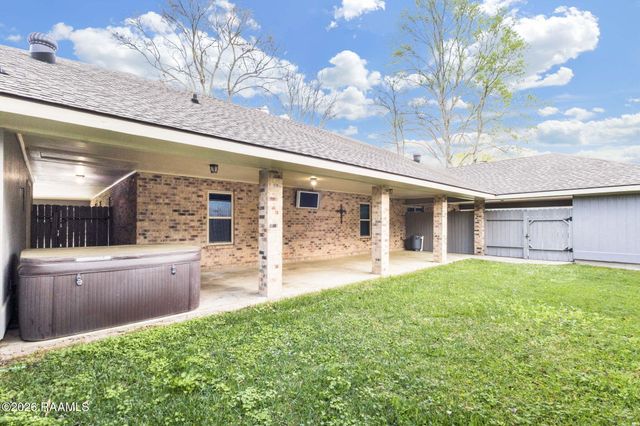 102 N Michot Road, Lafayette, LA 70508