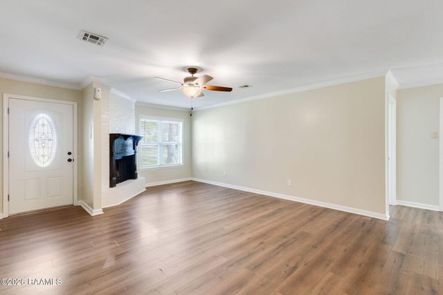 102 N Michot Road, Lafayette, LA 70508