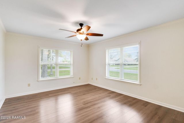 102 N Michot Road, Lafayette, LA 70508