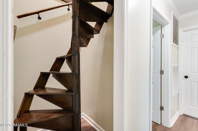 102 N Michot Road, Lafayette, LA 70508