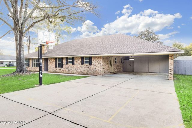 102 N Michot Road, Lafayette, LA 70508