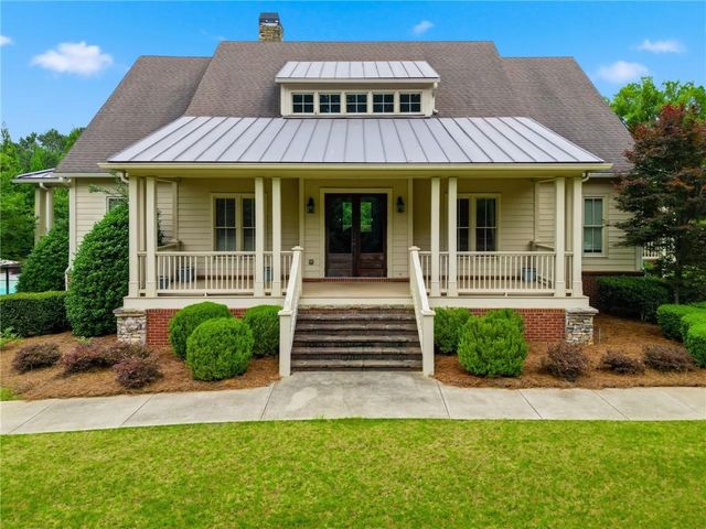 39 Fallen Oak Drive, Dallas, GA 30132