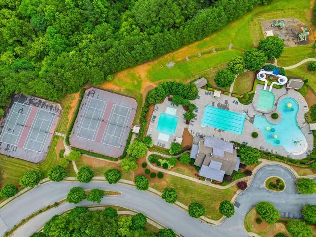 39 Fallen Oak Drive, Dallas, GA 30132