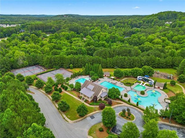 39 Fallen Oak Drive, Dallas, GA 30132