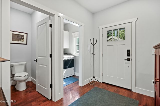 206 Nelson Avenue, Saratoga Springs, NY 12866