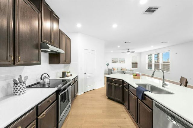 7604 Peccary DR, Austin, TX 78744