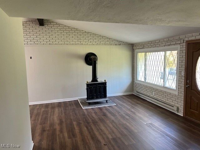 18832 Maplewood Lane, Chagrin Falls, OH 44023