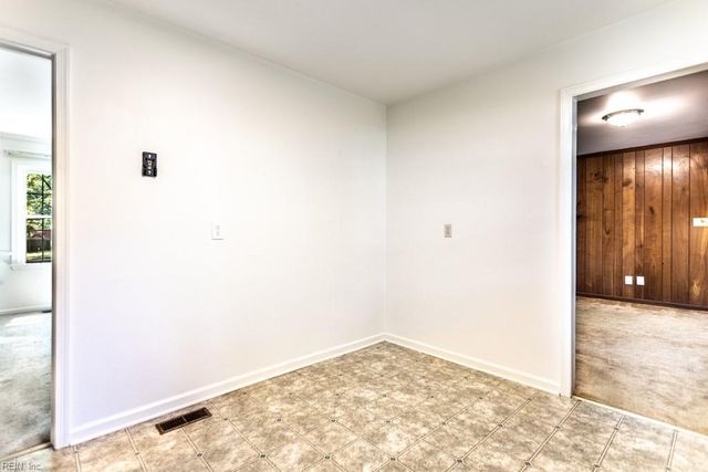 109 Rowe DR, Poquoson, VA 23662
