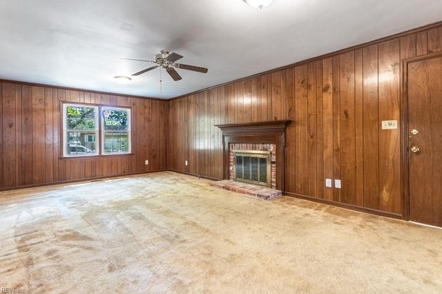 109 Rowe DR, Poquoson, VA 23662
