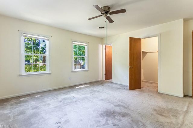 109 Rowe DR, Poquoson, VA 23662