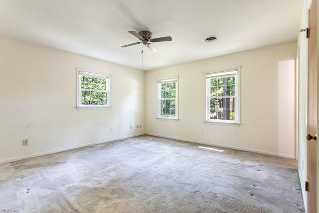 109 Rowe DR, Poquoson, VA 23662